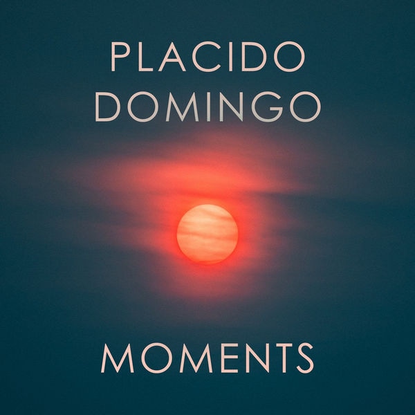 Domingo Moments